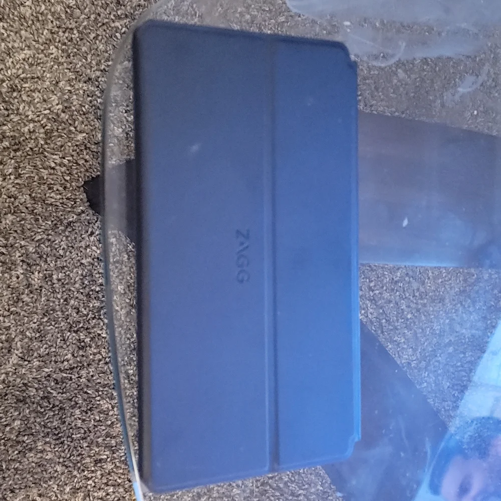 Zagg keyboard for reg sized i pads. Back Lit keys
